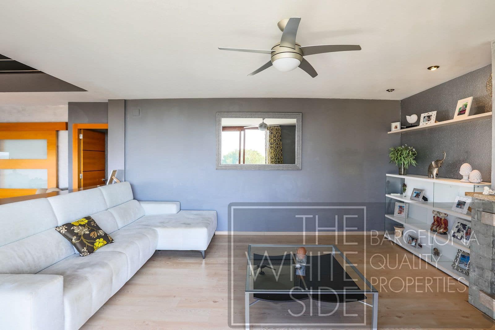 4 soveværelse Villa til salg i Palleja med swimmingpool garage - € 860.000 (Ref: 9358930)