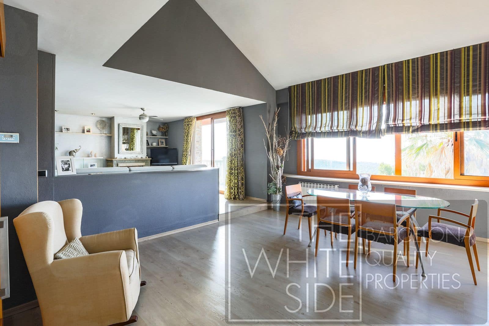 4 soveværelse Villa til salg i Palleja med swimmingpool garage - € 860.000 (Ref: 9358930)