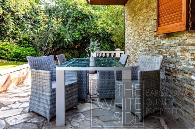 4 bedroom Villa for sale in Fontpineda with pool garage - € 860,000 (Ref: 9358930)