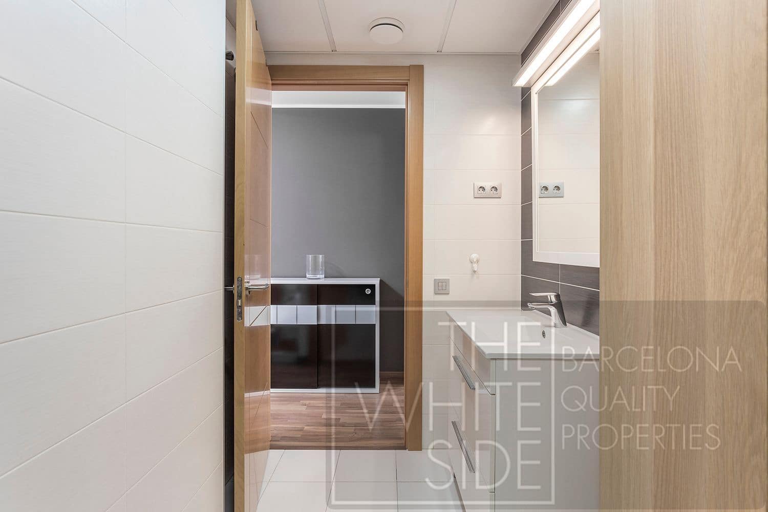 2 soveværelse Lejlighed til salg i Barcelona by - € 480.000 (Ref: 9398224)