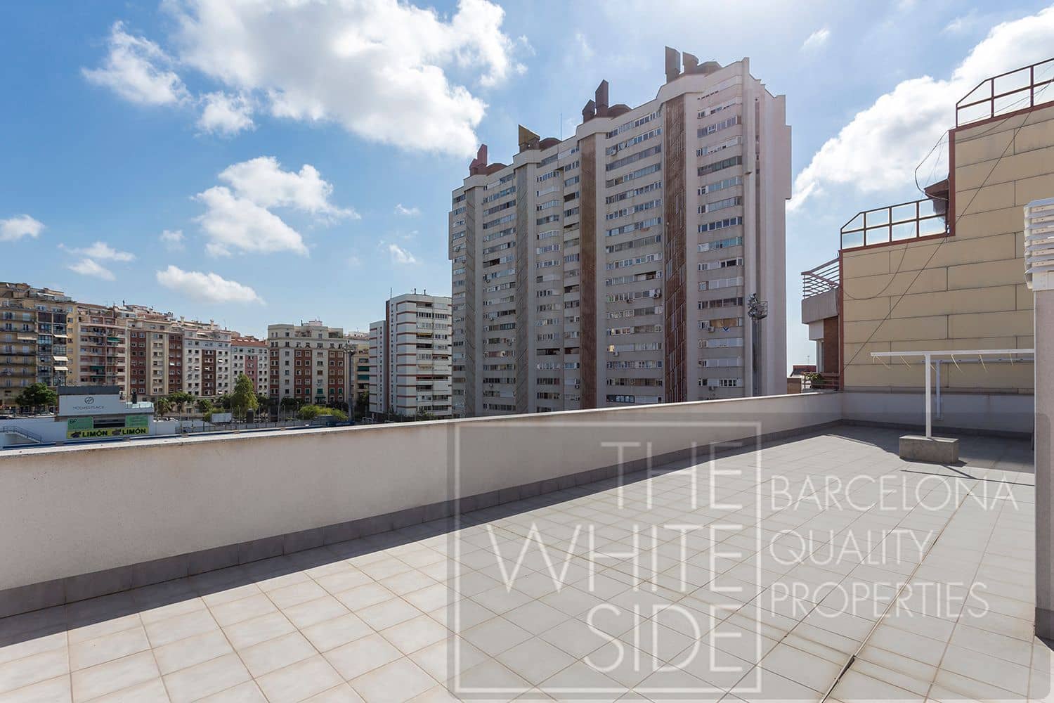 2 soveværelse Lejlighed til salg i Barcelona by - € 480.000 (Ref: 9398224)