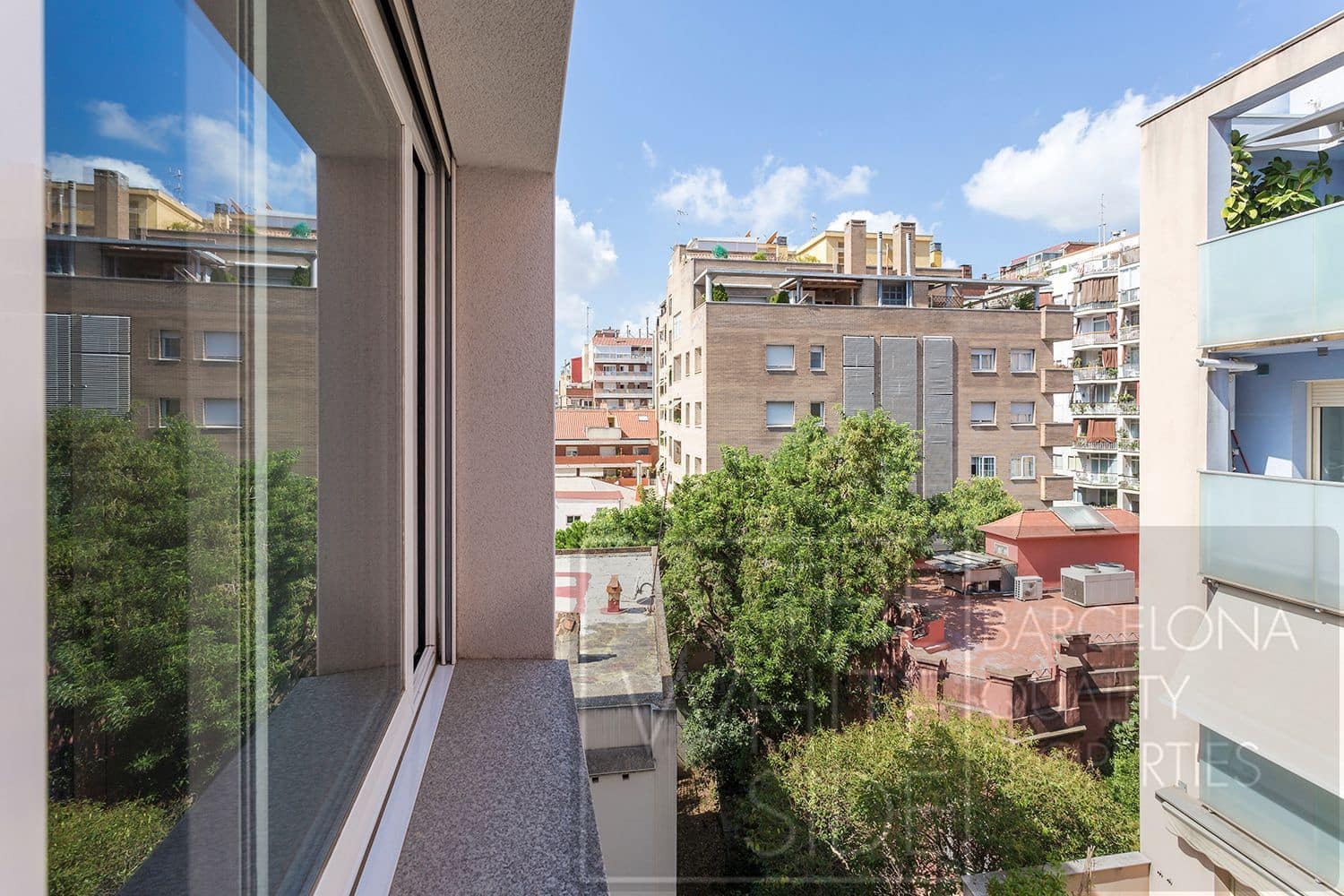 2 soveværelse Lejlighed til salg i Barcelona by - € 480.000 (Ref: 9398224)