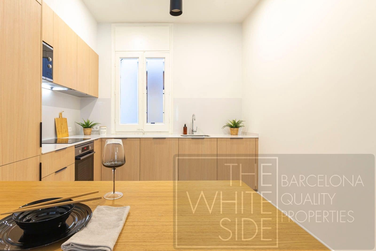 2 soveværelse Lejlighed til salg i Barcelona by - € 900.000 (Ref: 9413724)