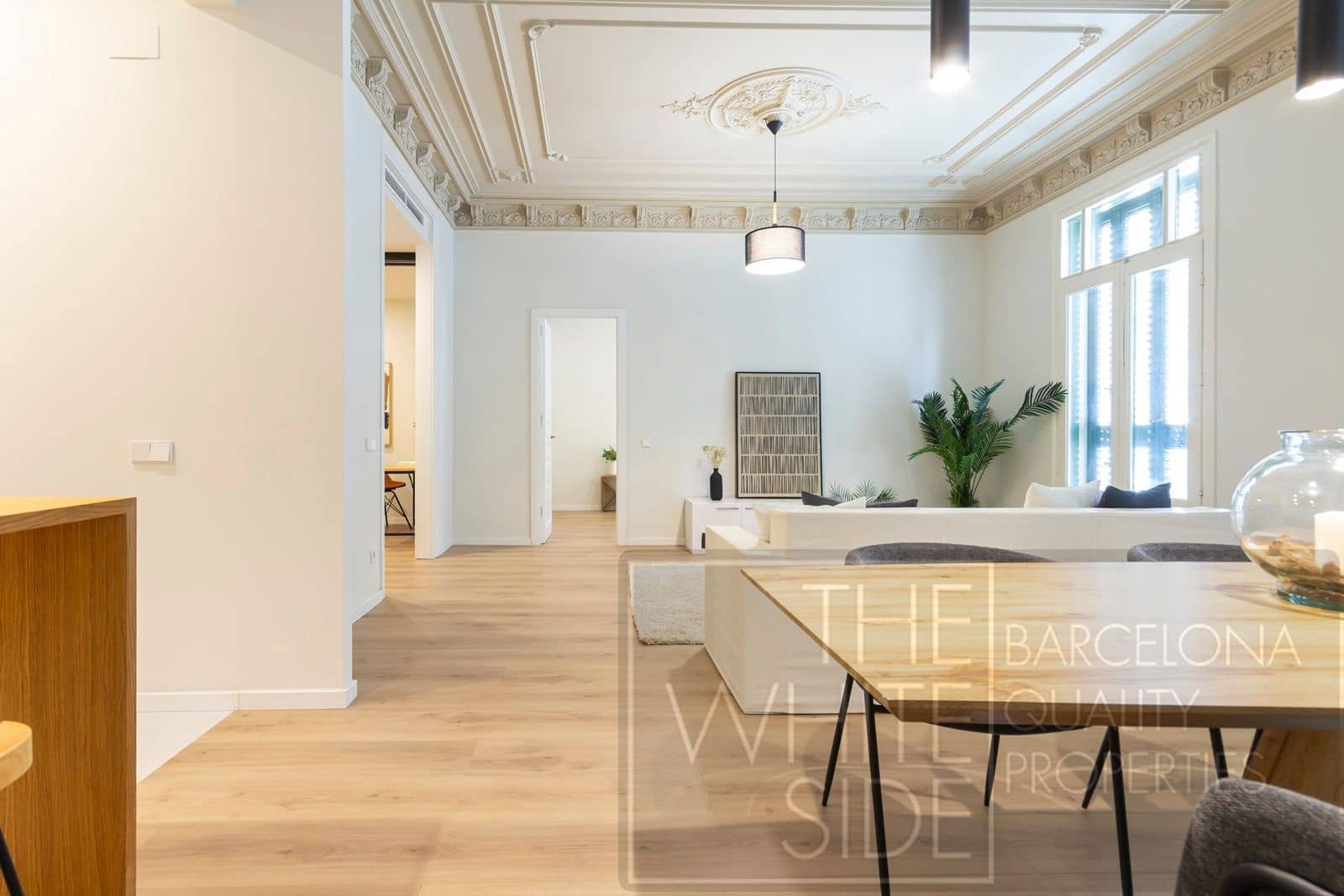 2 soveværelse Lejlighed til salg i Barcelona by - € 900.000 (Ref: 9413724)