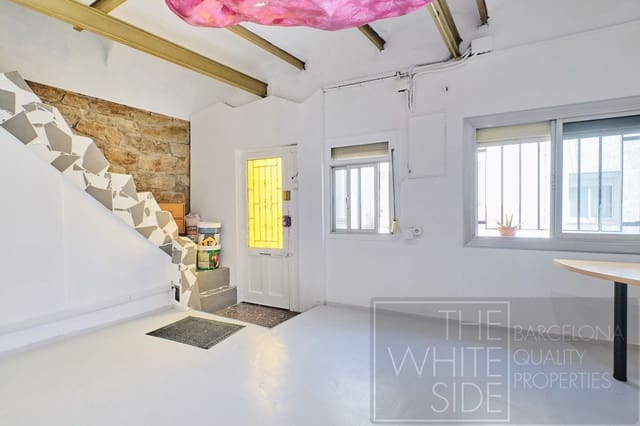 3 soverom Kjedet enebolig til salgs i Barcelona by - € 405 000 (Ref: 9501909)