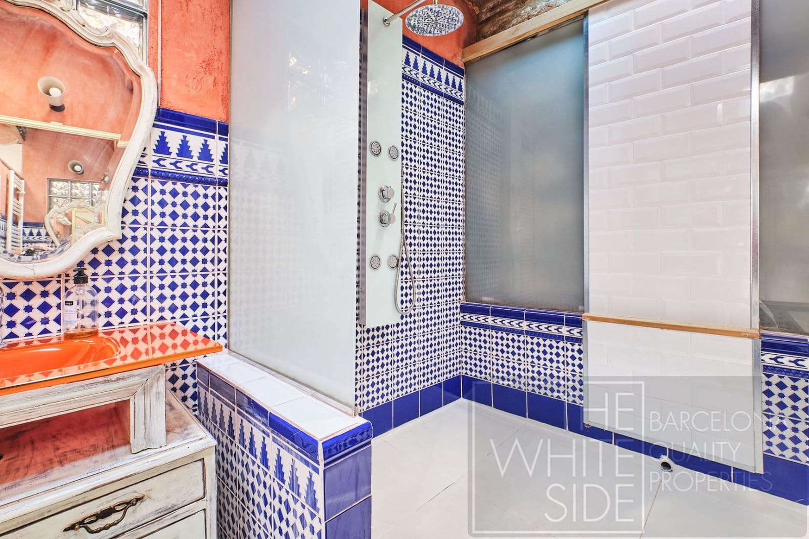 3 soverom Kjedet enebolig til salgs i Barcelona by - € 405 000 (Ref: 9501909)