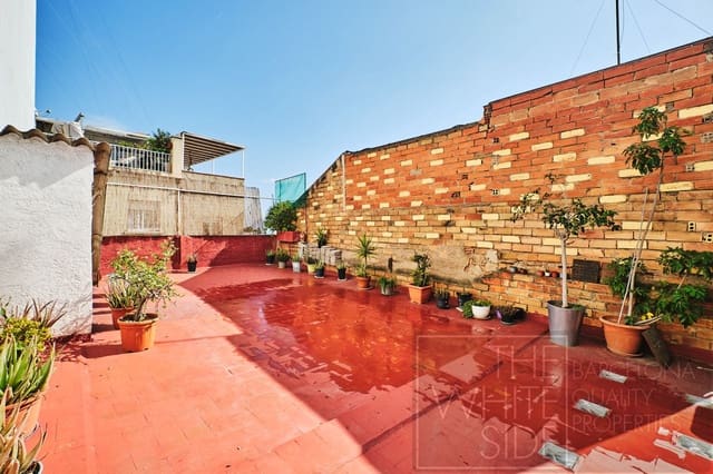 3 soverom Kjedet enebolig til salgs i Barcelona by - € 405 000 (Ref: 9501909)