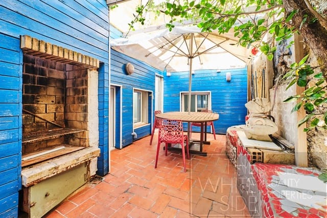 3 soverom Kjedet enebolig til salgs i Barcelona by - € 405 000 (Ref: 9501909)