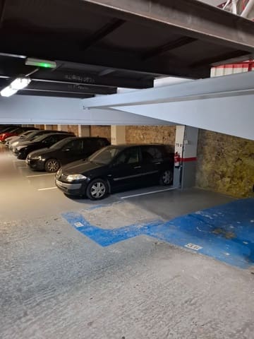Autotalli myytävänä paikassa Sant Antoni, Barcelona kaupunki - 17 500 € (Ref: 9615149)