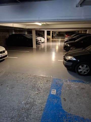 Autotalli myytävänä paikassa Sant Antoni, Barcelona kaupunki - 17 500 € (Ref: 9615149)