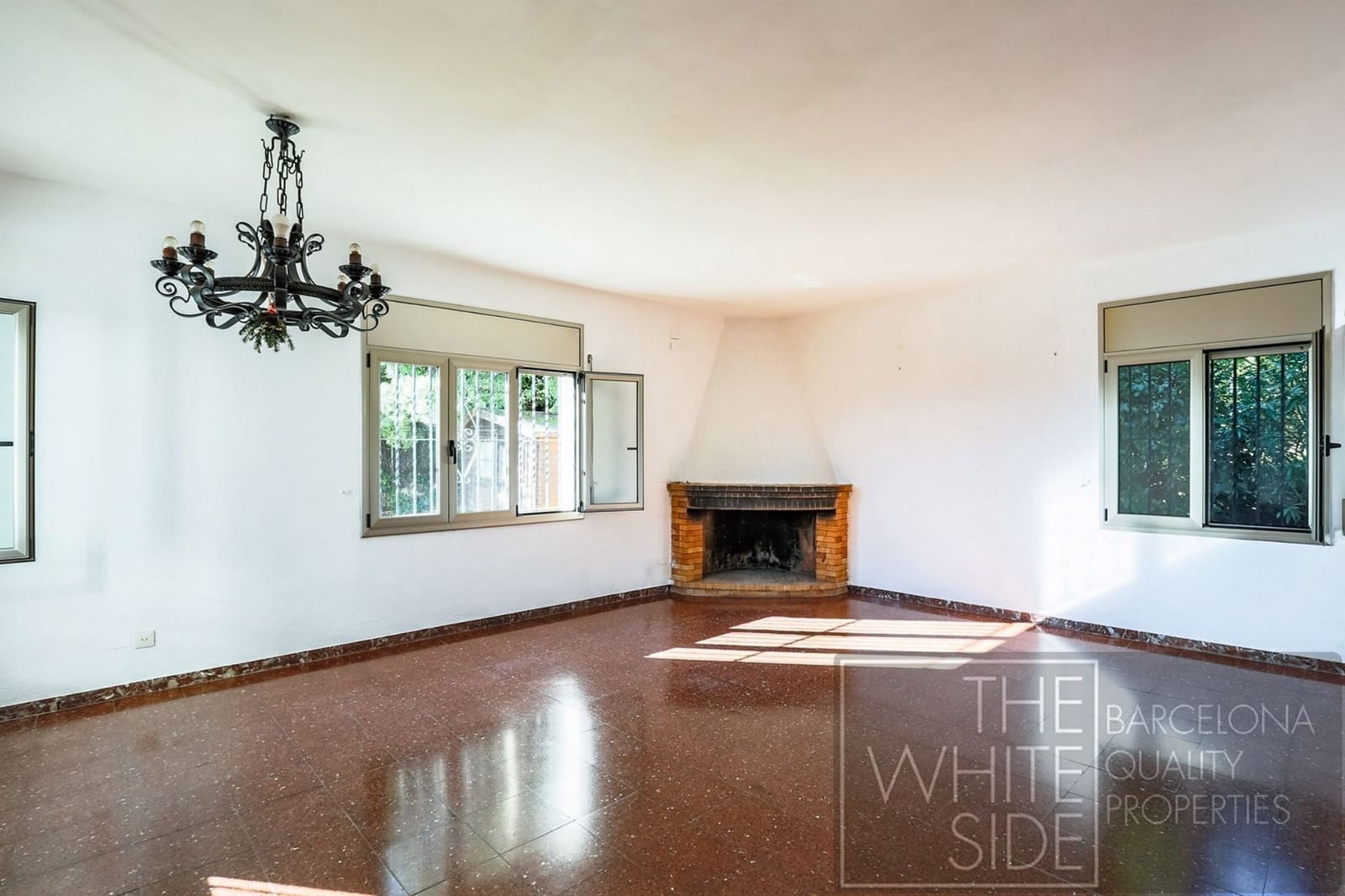 4 sypialnia Willa na sprzedaż w La Garriga z garażem - 320 000 € (Ref: 9615150)