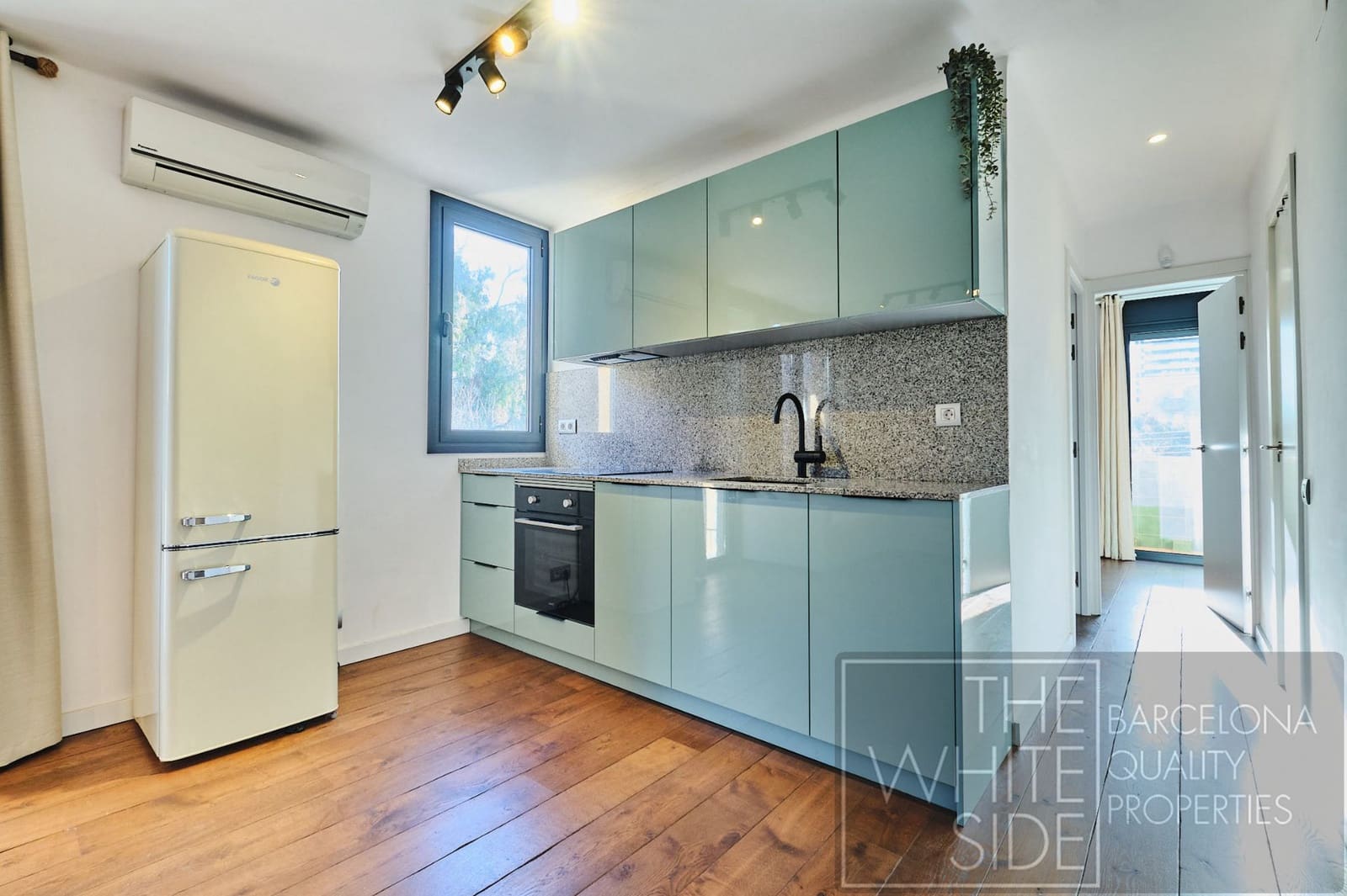 2 sypialnia Mieszkanie na sprzedaż w Miasto Barcelona - 225 000 € (Ref: 9619008)