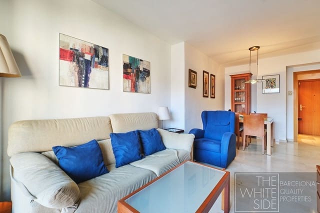 2 soveværelse Lejlighed til salg i La Sagrada Família, Barcelona by med garage - € 420.000 (Ref: 9686180)