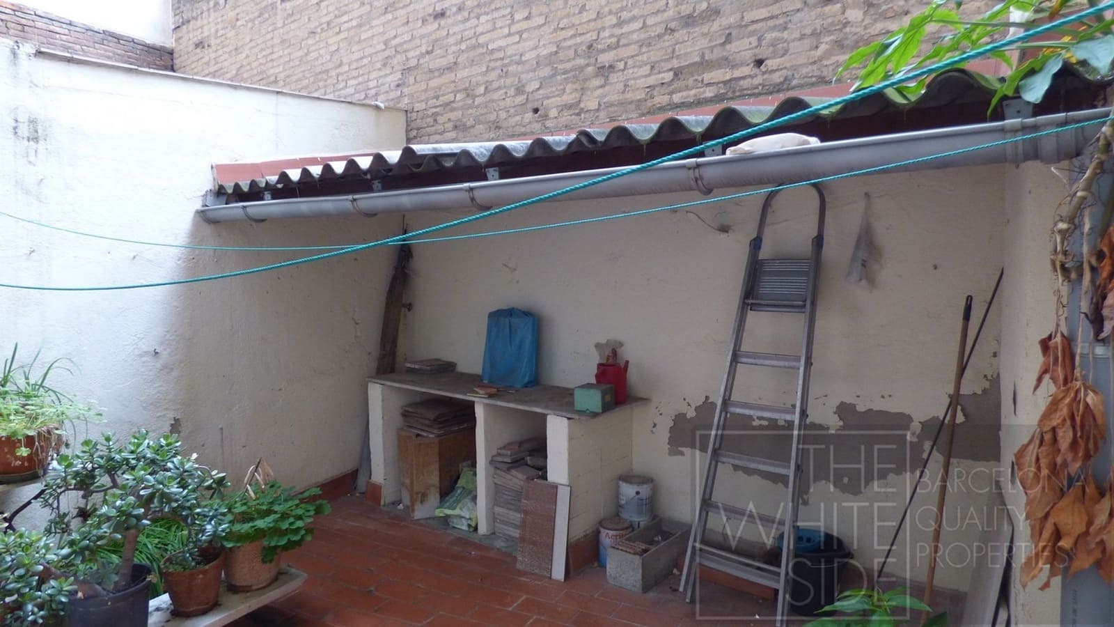2 bedroom Flat for sale in Barcelona city - € 245,000 (Ref: 9815651)