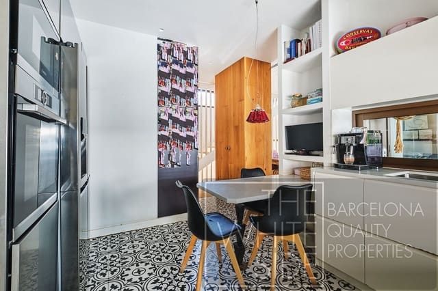 Pareado de 4 habitaciones en La Vila de Gràcia, Barcelona ciudad en venta con piscina garaje - 2.490.000 € (Ref: 9842632)