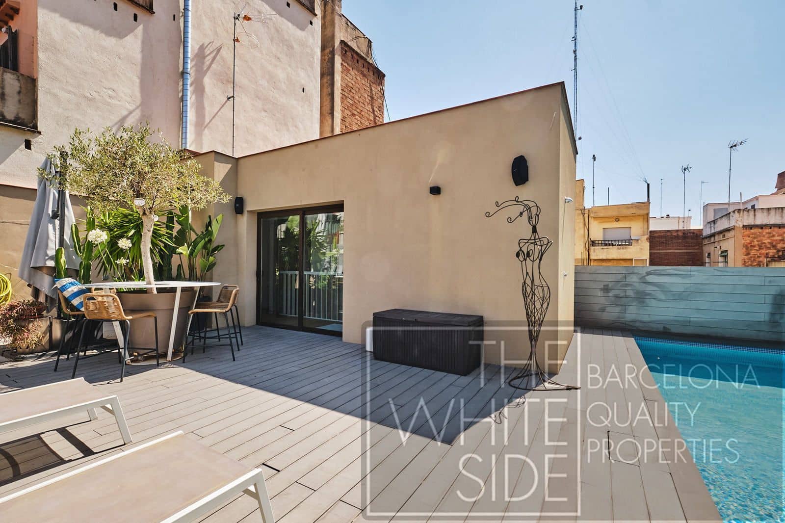 Pareado de 4 habitaciones en Barcelona ciudad en venta con piscina garaje - 2.490.000 € (Ref: 9842632)