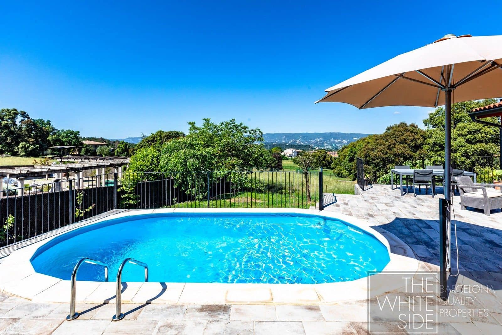 4 bedroom Villa for sale in Taradell with pool garage - € 620,000 (Ref: 9861606)