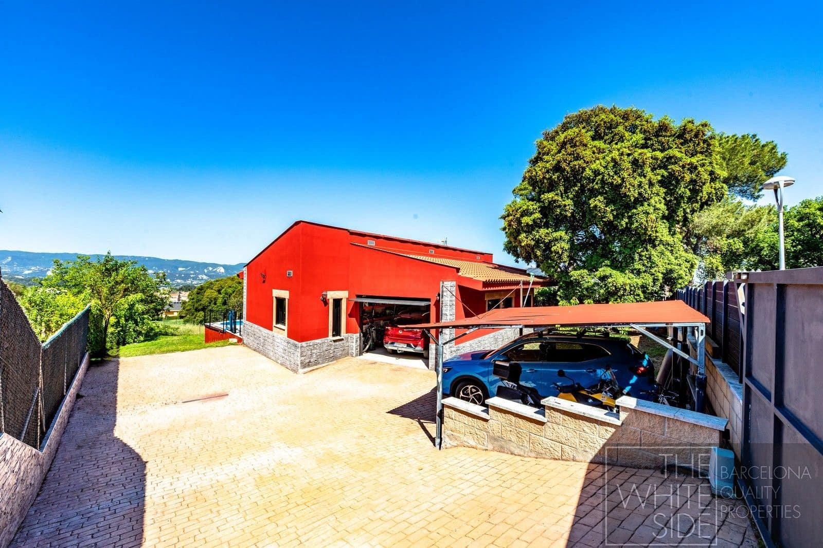 4 bedroom Villa for sale in Taradell with pool garage - € 620,000 (Ref: 9861606)