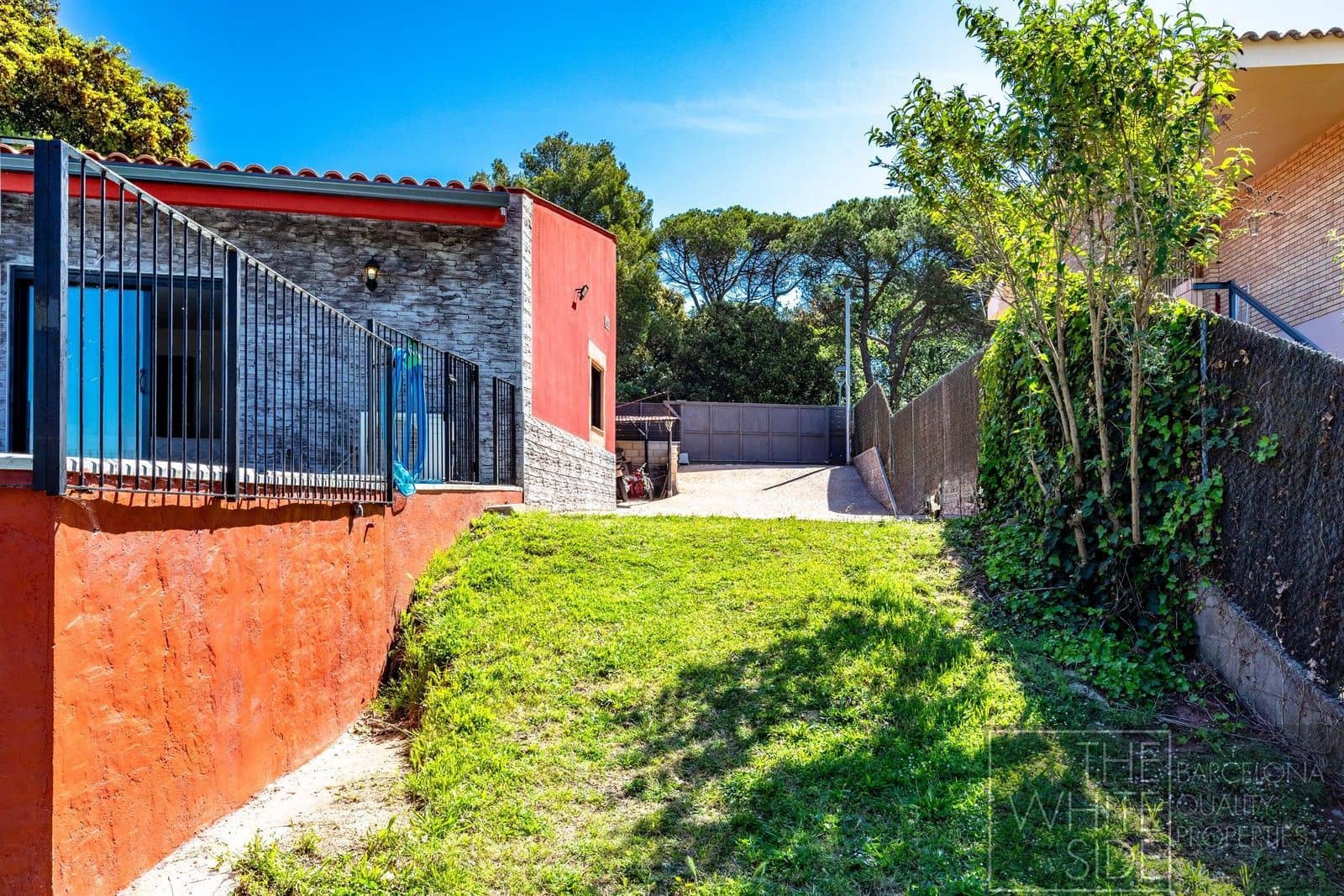 4 bedroom Villa for sale in Taradell with pool garage - € 620,000 (Ref: 9861606)