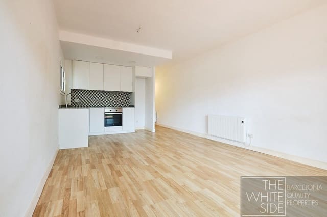 Piso de 2 habitaciones en Castelldefels en venta con garaje - 369.000 € (Ref: 9884138)