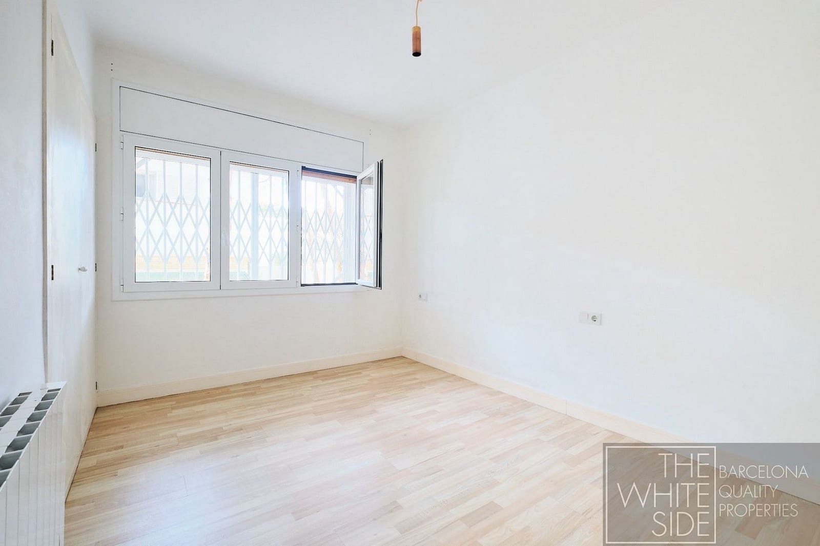 Piso de 2 habitaciones en Castelldefels en venta con garaje - 369.000 € (Ref: 9884138)