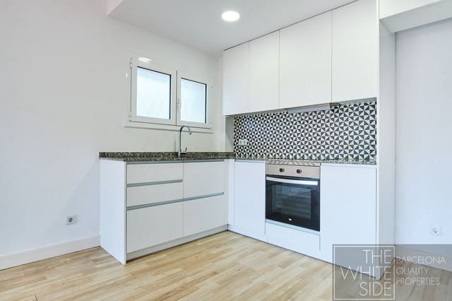 Piso de 2 habitaciones en Castelldefels en venta con garaje - 369.000 € (Ref: 9884138)