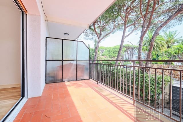 Piso de 2 habitaciones en Castelldefels en venta con garaje - 369.000 € (Ref: 9884138)