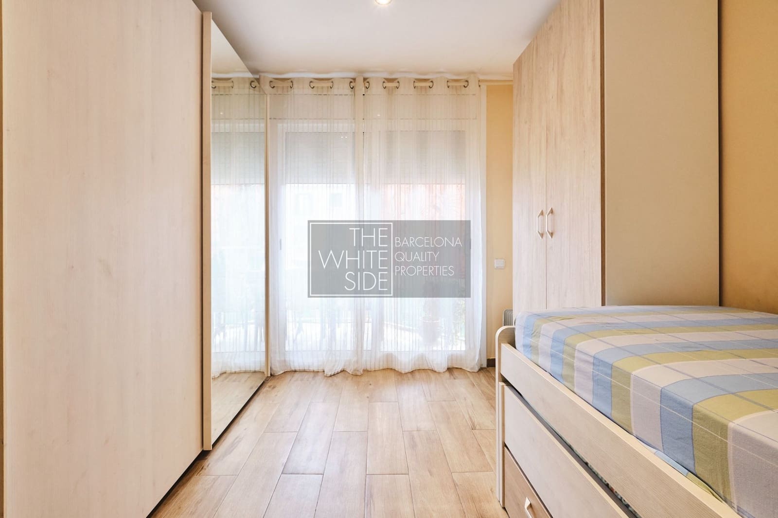 Piso de 3 habitaciones en Barcelona ciudad en venta - 585.000 € (Ref: 9978399)