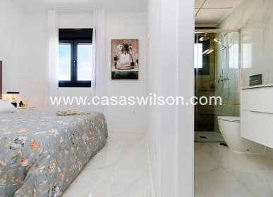 3 slaapkamer Villa te koop in Vistabella met zwembad - € 415.000 (Ref: 7561877)