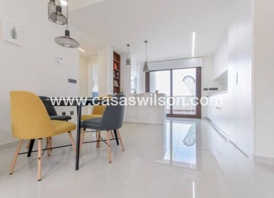 2 soveværelse Bungalow til salg i Los Balcones med swimmingpool - € 285.000 (Ref: 7561911)