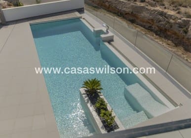 3 sypialnia Willa na sprzedaż w Campoamor z basenem - 1 195 000 € (Ref: 7561933)