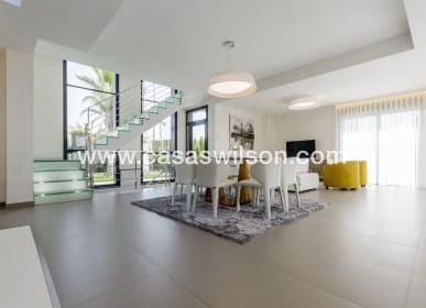 3 sypialnia Willa na sprzedaż w Campoamor z basenem - 1 195 000 € (Ref: 7561933)