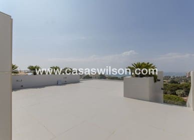 3 sypialnia Willa na sprzedaż w Campoamor, Orihuela z basenem - 1 195 000 € (Ref: 7561933)