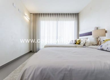 3 sypialnia Willa na sprzedaż w Campoamor z basenem - 1 195 000 € (Ref: 7561933)