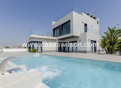 3 sypialnia Willa na sprzedaż w Campoamor z basenem - 1 195 000 € (Ref: 7561933)