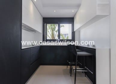 3 sypialnia Willa na sprzedaż w Campoamor z basenem - 1 195 000 € (Ref: 7561933)