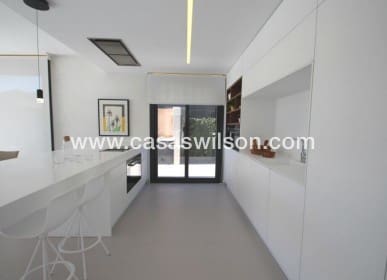 4 sypialnia Willa na sprzedaż w Campoamor z basenem - 1 195 000 € (Ref: 7561934)