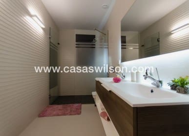 4 sypialnia Willa na sprzedaż w Campoamor z basenem - 1 195 000 € (Ref: 7561934)