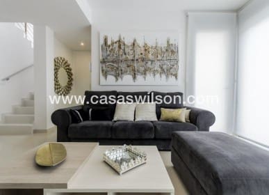 4 soverom Villa til salgs i San Miguel de Salinas med svømmebasseng - € 630 000 (Ref: 7561949)