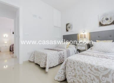 4 soverom Villa til salgs i San Miguel de Salinas med svømmebasseng - € 630 000 (Ref: 7561949)