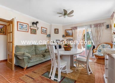 4 camera da letto Villa in vendita in Jacarilla con piscina - 350.000 € (Rif: 8562523)