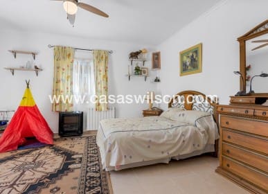 4 camera da letto Villa in vendita in Jacarilla con piscina - 350.000 € (Rif: 8562523)