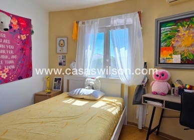 Chalet de 4 habitaciones en Ciudad Quesada en venta con piscina garaje - 595.000 € (Ref: 8675356)