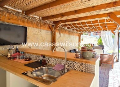 Chalet de 4 habitaciones en Ciudad Quesada en venta con piscina garaje - 595.000 € (Ref: 8675356)