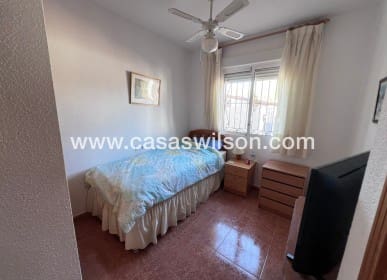 Adosado de 3 habitaciones en Vistabella en venta con piscina - 189.000 € (Ref: 9634933)