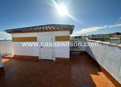 2 soveværelse Lejlighed til salg i Orihuela med swimmingpool - € 127.000 (Ref: 9640553)