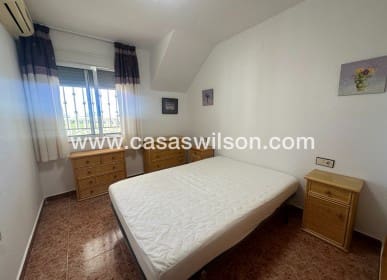 2 soveværelse Lejlighed til salg i Orihuela med swimmingpool - € 120.000 (Ref: 9640554)