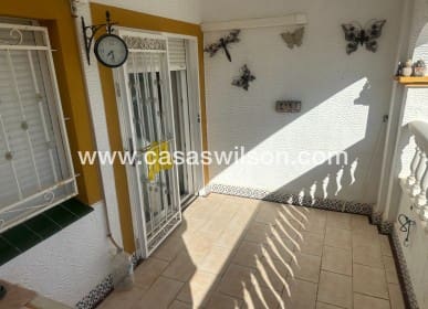 2 soveværelse Lejlighed til salg i Orihuela med swimmingpool - € 120.000 (Ref: 9640554)