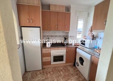 Apartamento de 2 habitaciones en Jacarilla en venta con piscina - 79.990 € (Ref: 9649826)