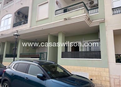 Apartamento de 2 habitaciones en Jacarilla en venta con piscina - 79.990 € (Ref: 9649826)